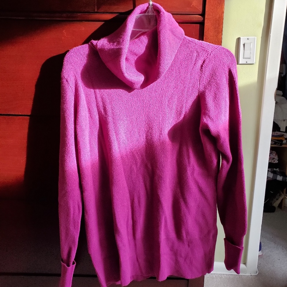 Super soft fuschia sweater from Summer & Sage